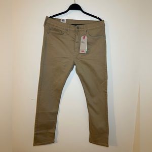 NWT LEVI’S 510 Skinny Fit Tan Jeans